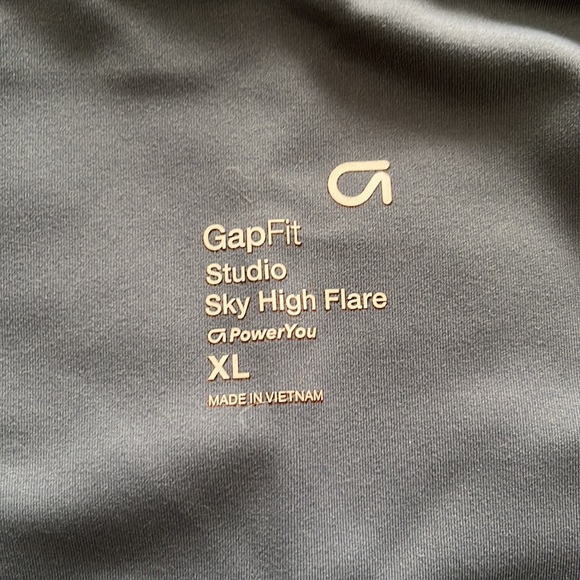 Gapfit studio Sky high flare leggings - XL - Picture 7 of 8